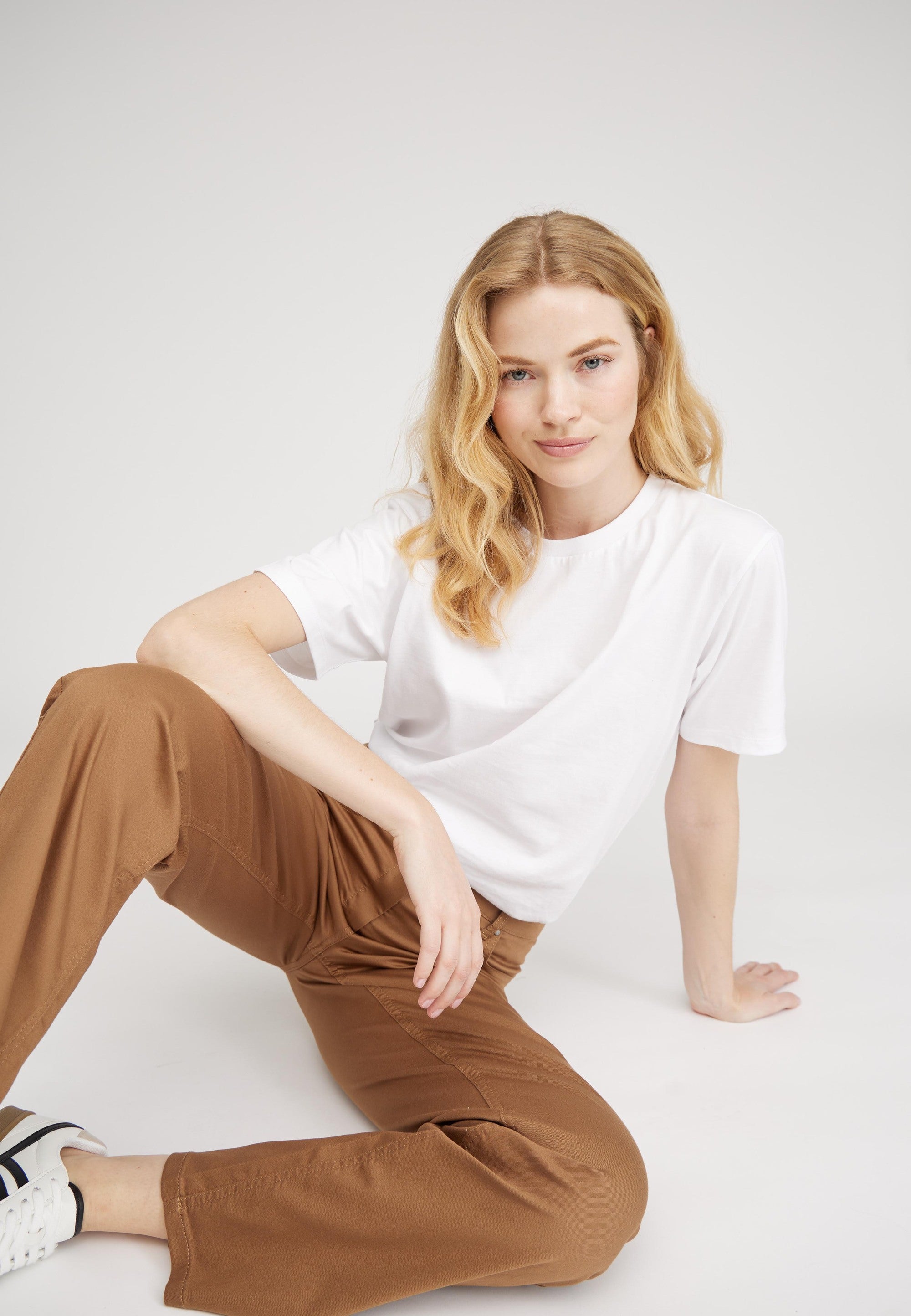 LAURIE  Amelia Straight - Medium Length Trousers STRAIGHT 81000 Camel