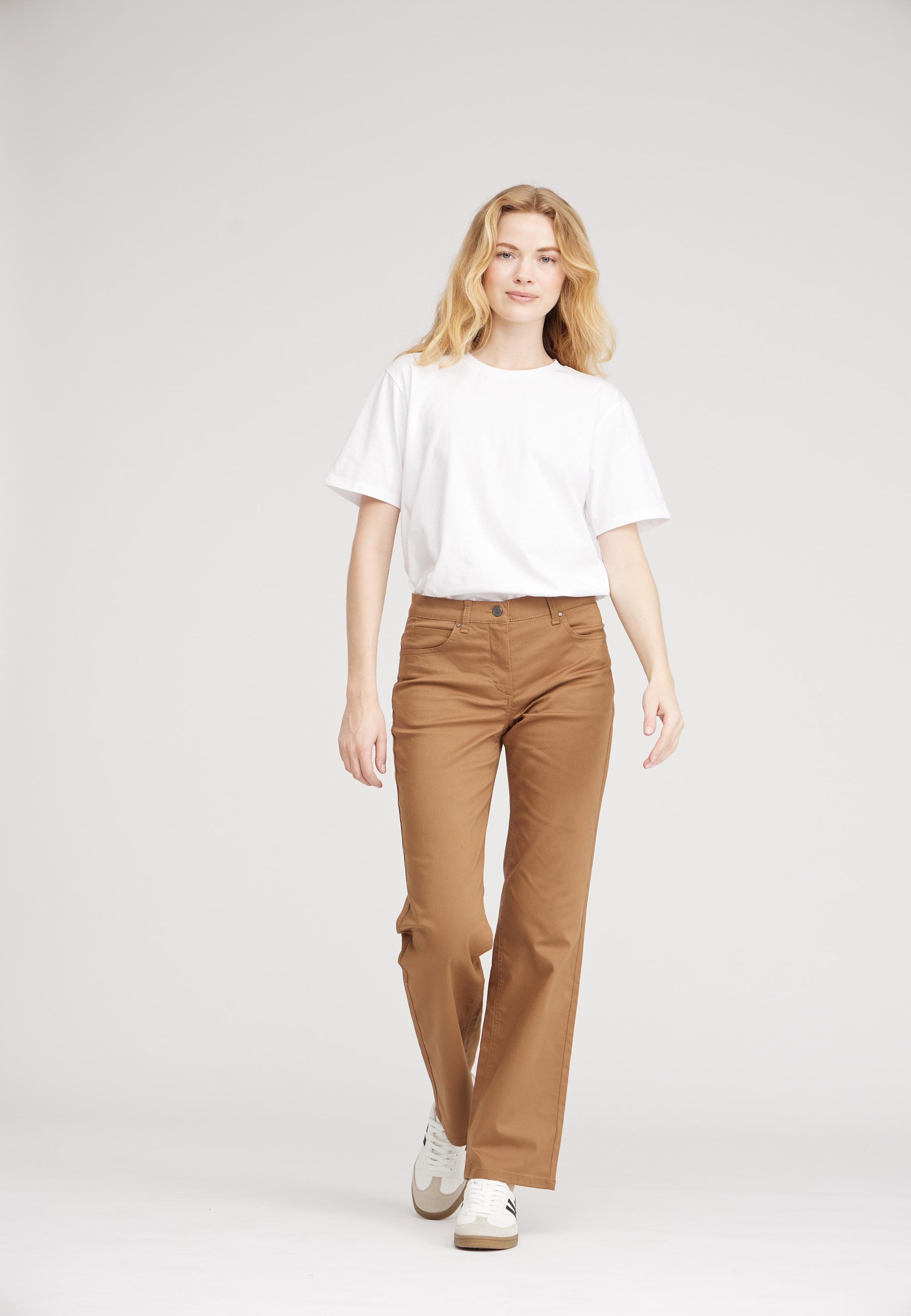 LAURIE  Amelia Straight - Medium Length Trousers STRAIGHT 81000 Camel