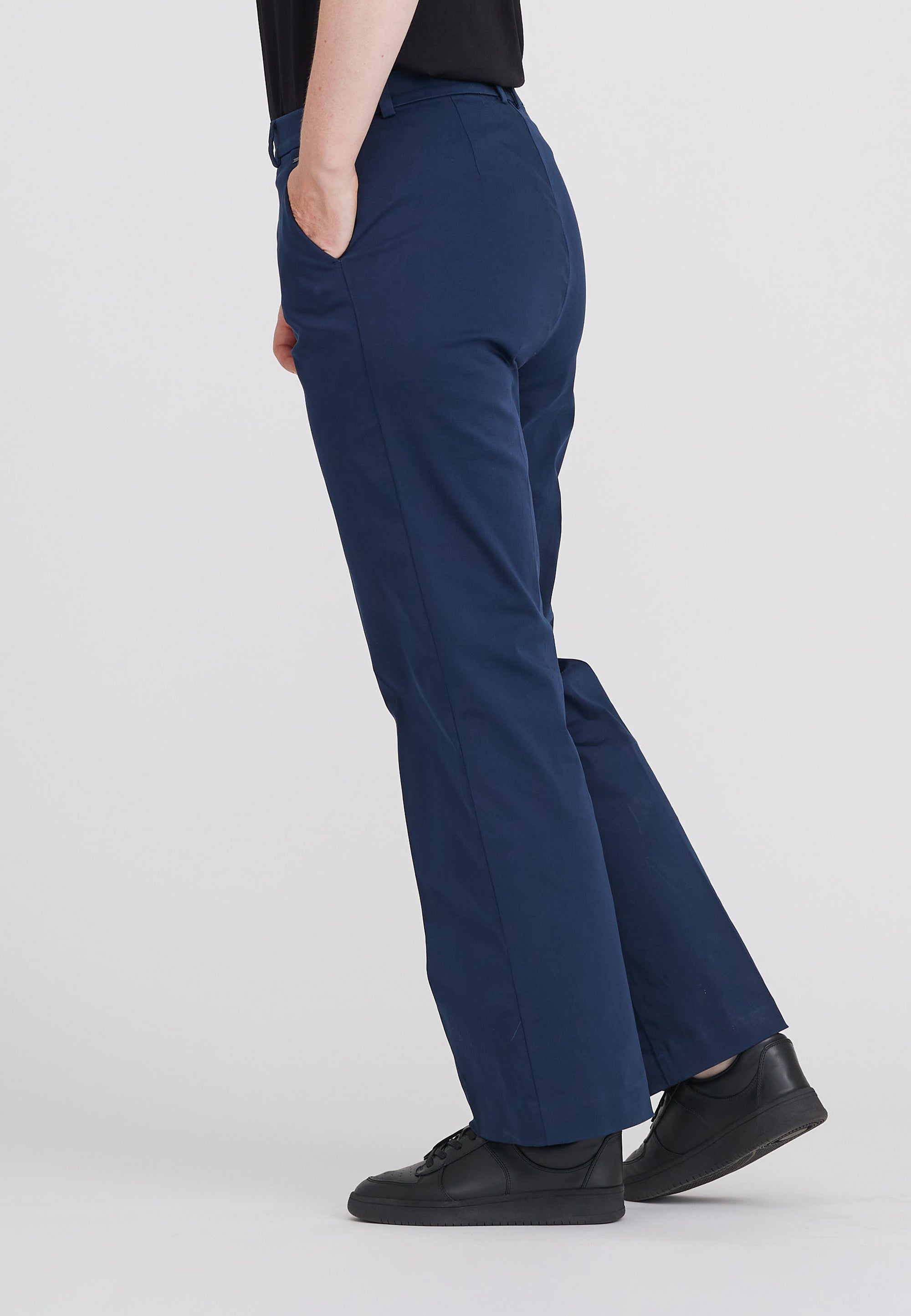 LAURIE Phoebe Loose - Medium Length Trousers LOOSE 49105 Navy