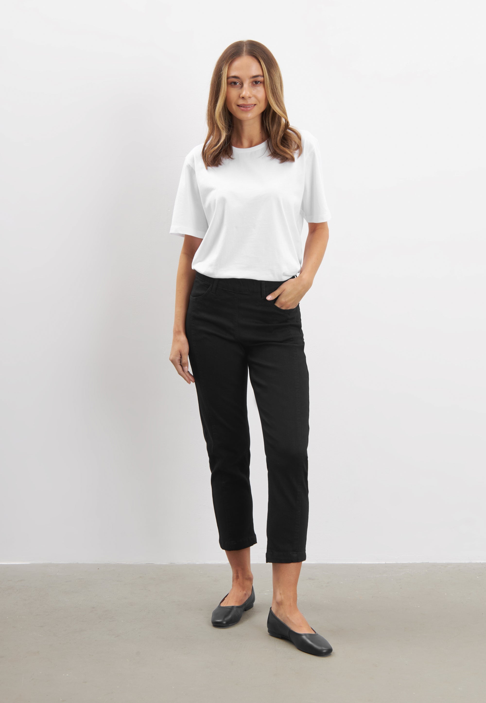 LAURIE Piper Pure Regular Crop Trousers REGULAR 99900 Black Denim